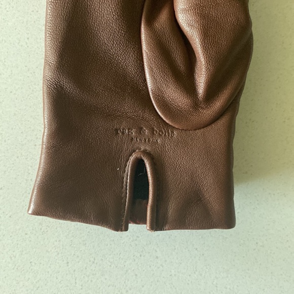 Rag and Bone | Dark Brown Slant Gloves | Like New |  Size M - Picture 5 of 5